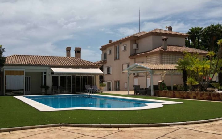 Villa in Monovar - view 1