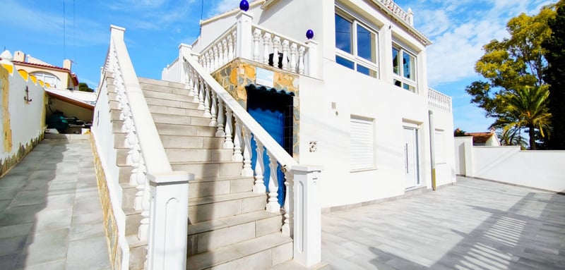 House in Playa Flamenca - view 1