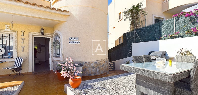 House in El Pinar de Campoverde - view 1