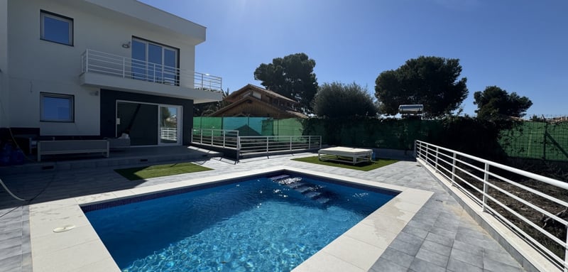 House in Los Balcones - view 1