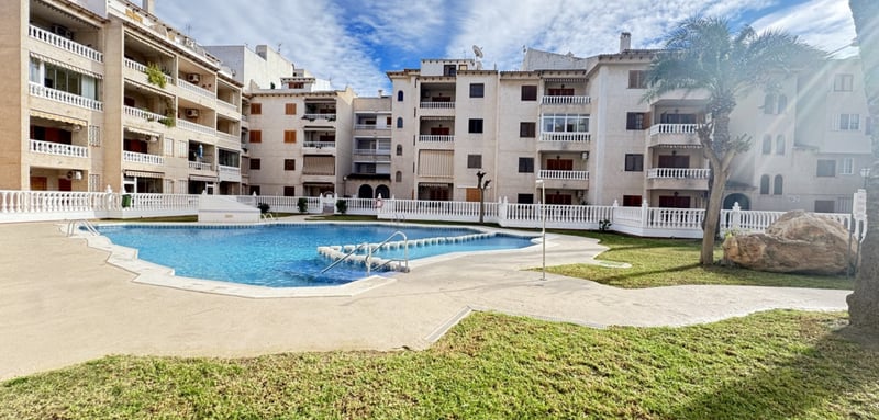 Apartment in Torrevieja - view 1