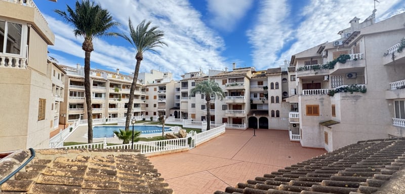 Apartment in Torrevieja - view 1