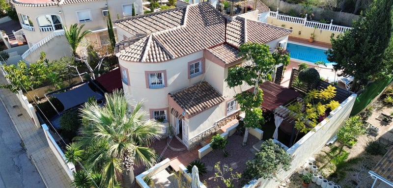 House in San Miguel de Salinas - view 1