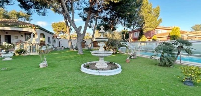 House in Cabo Roig - view 1