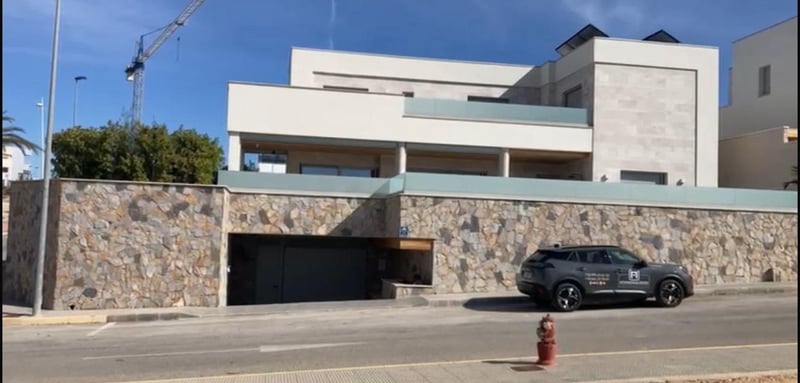 House in Benijofar - view 1