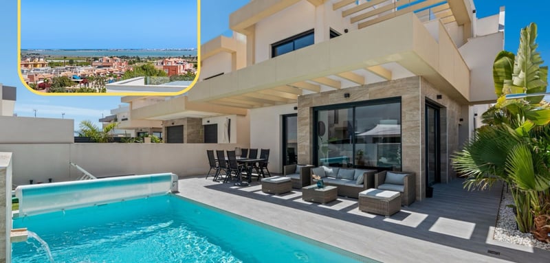 House in Los Montesinos - view 1