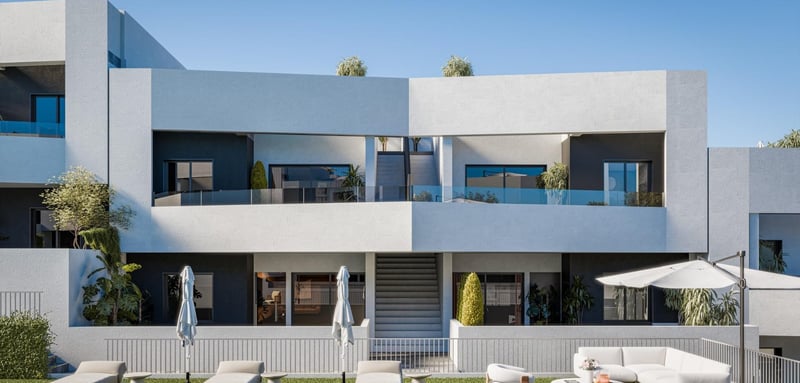 House in San Miguel de Salinas - view 1