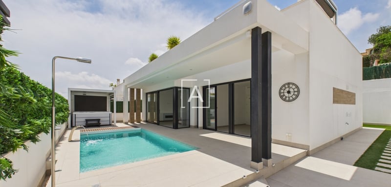 House in El Pinar de Campoverde - view 1