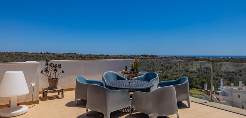 Apartment in Campoamor R-5 - view 1