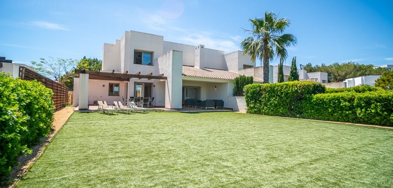 House in Campoamor R-5 - view 1