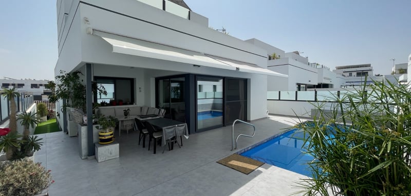 House in Dolores - view 1