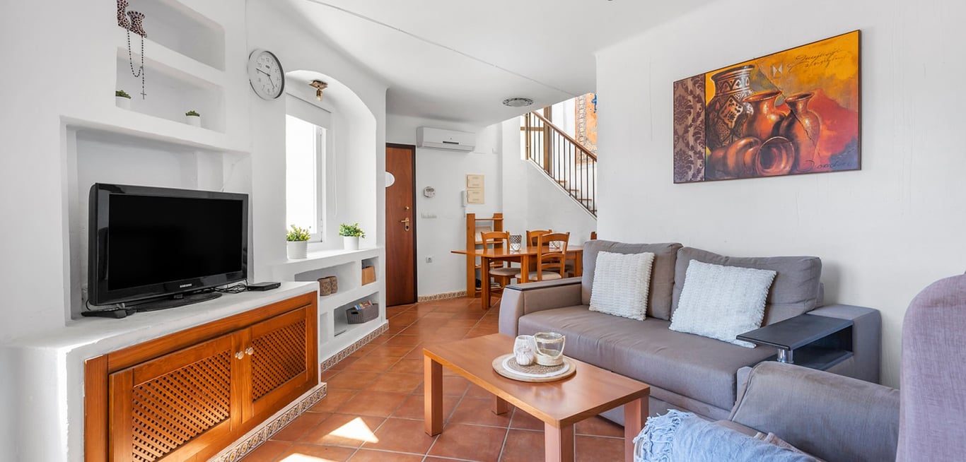 Apartment in Residencia los Altos - Image 2