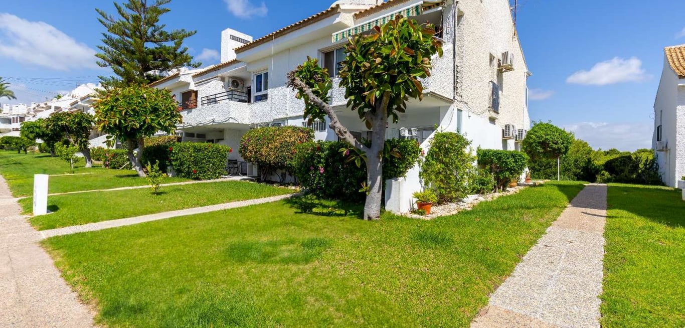 House in Los Balcones - Image 2