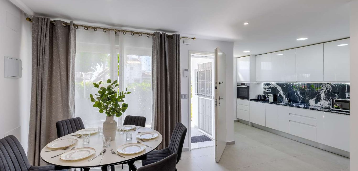 House in Los Balcones - Image 3