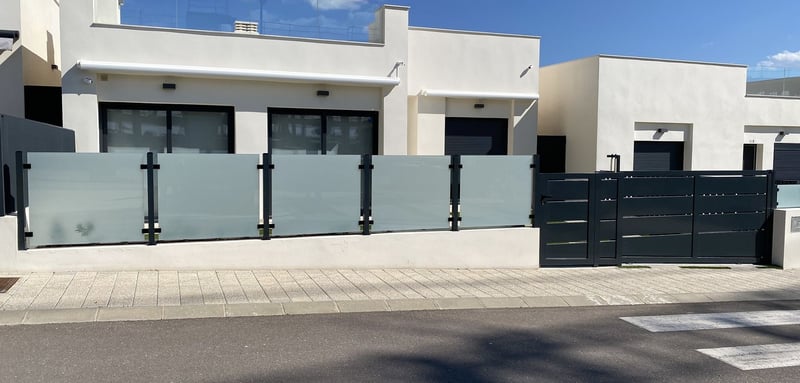 House in El Pinar de Campoverde - view 1