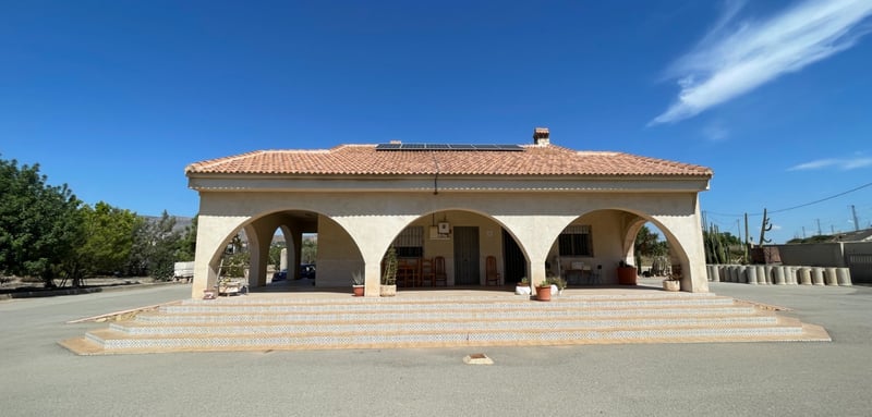 House in Casicas - view 1