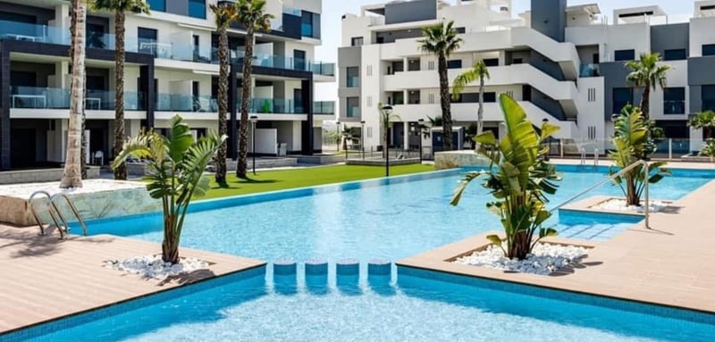 Apartment in Urbanizacion El Raso - view 1