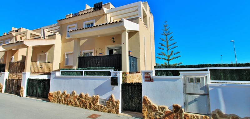 House in San Miguel de Salinas - view 1