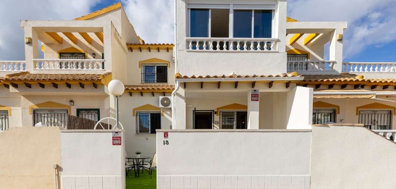 Apartment in Urbanizacion los Balcones - view 1