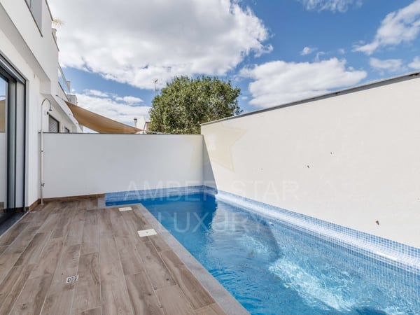 House in Fuzeta - view 1