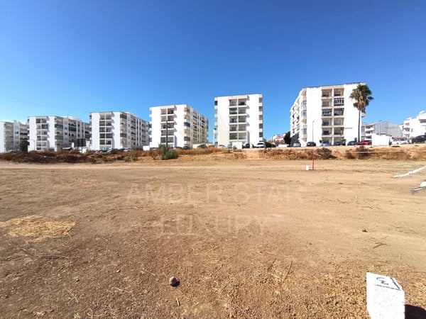 Land in Lagoa - view 1