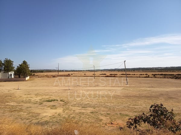 House in Lagoa - view 1