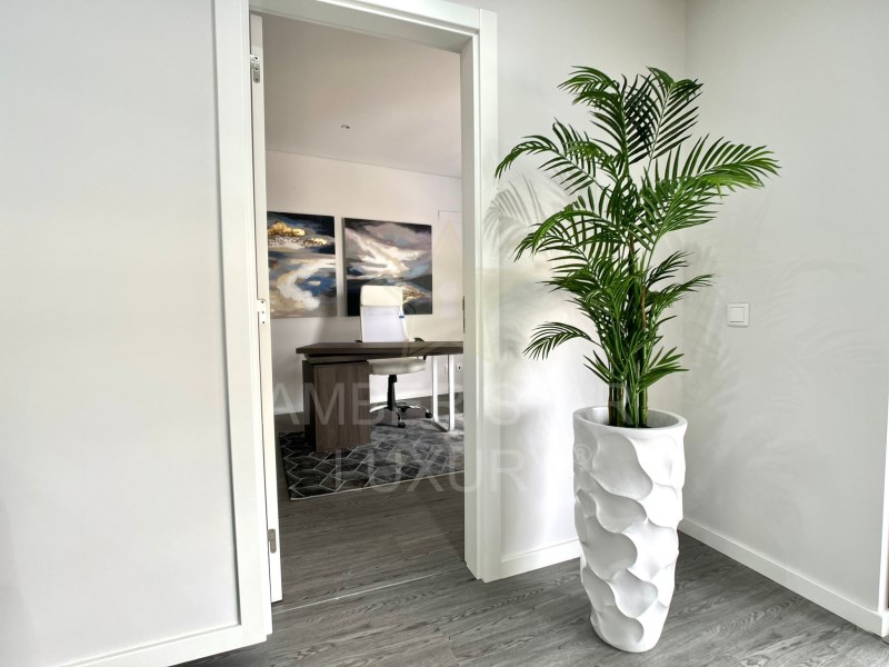 Apartment in Quelfes - Image 3