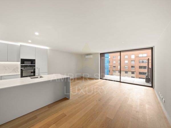 Apartment in Sao Pedro da Afurada - view 1