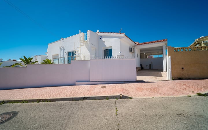 House in Ciudad Quesada - view 1