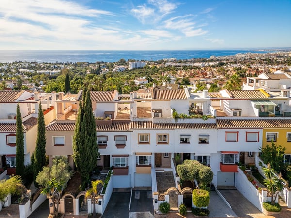 House in Marbella - view 1