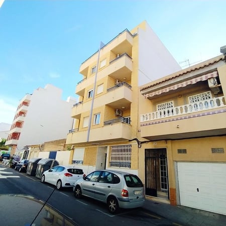 Apartment in Torrevieja - view 1