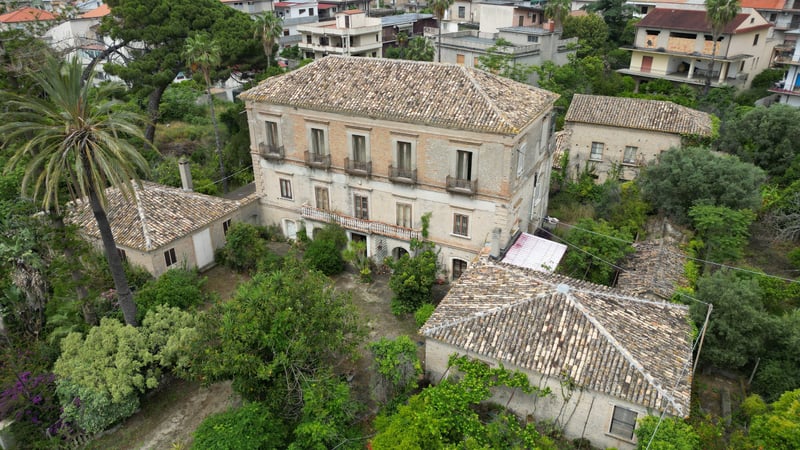 House in Siderno - view 1