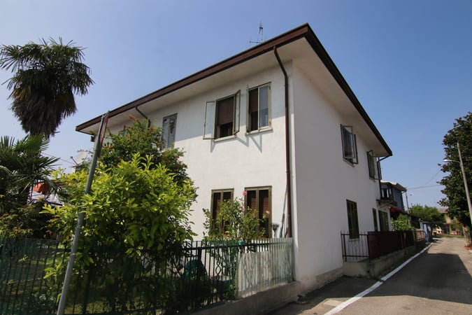 Apartment in Camin - view 1