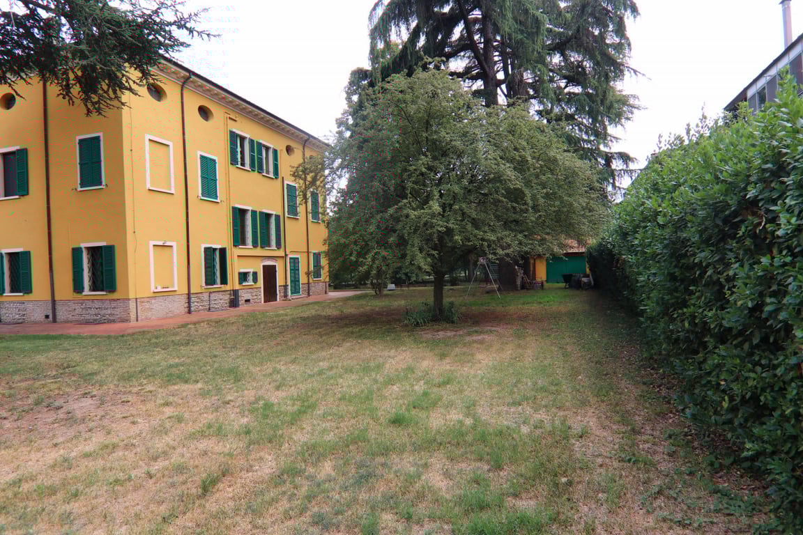 House in Tipano - Image 4