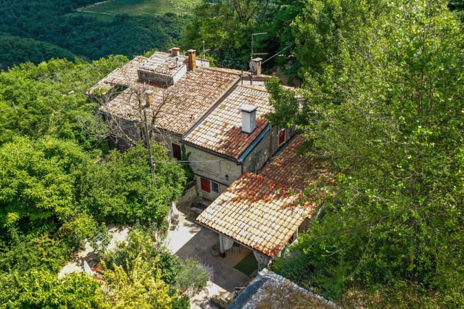 House in Finetti - view 1