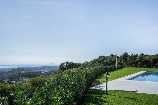 House in Benahavis - view 1