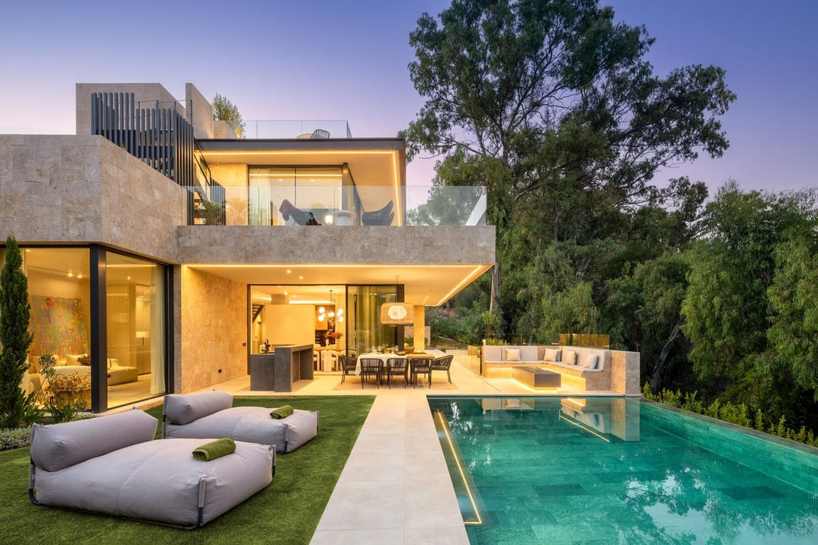 House in Nueva Andalucia - Image 2