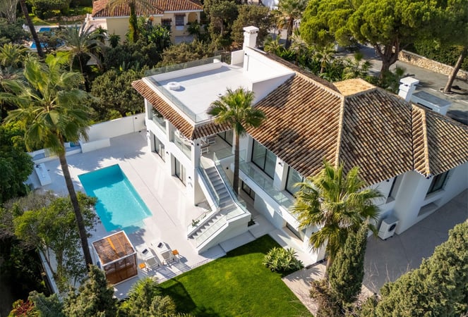 House in Marbella Del Este - view 1