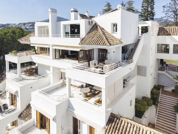 House in Nueva Andalucia - view 1