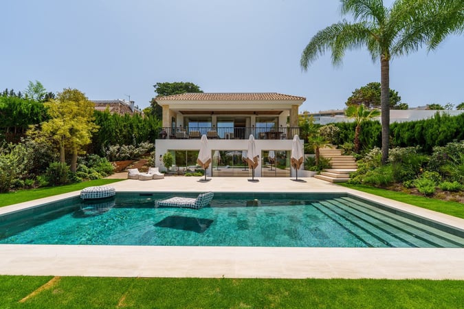 House in Nueva Andalucia - view 1