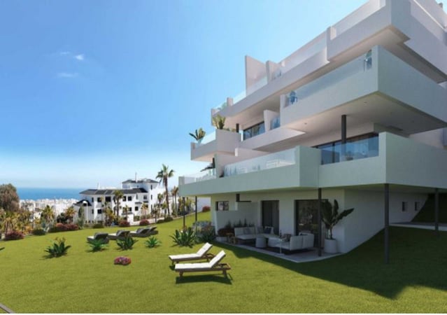 House in Estepona - view 1
