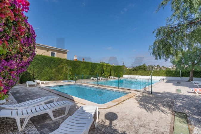 Apartment in Alvor - view 1