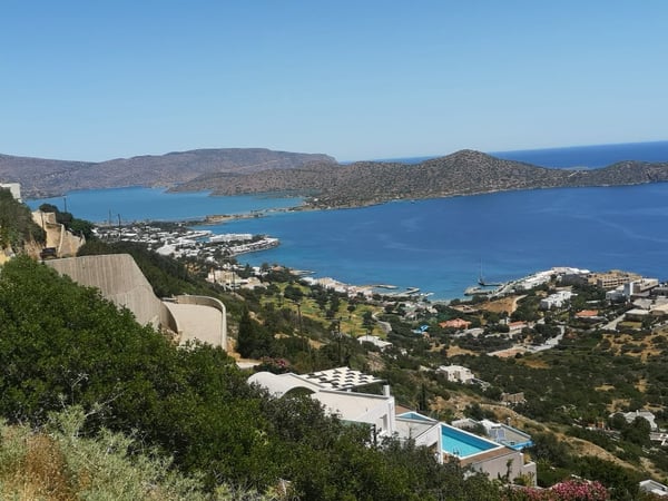 House in Agios Nikolaos - view 1