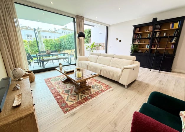 House in San Roque Club - view 1