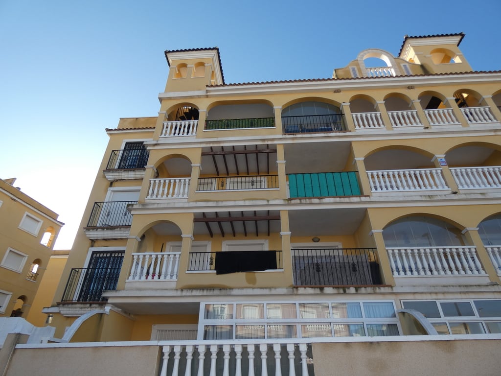 Apartment in Algorfa