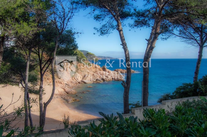 House in Tossa de Mar - view 1