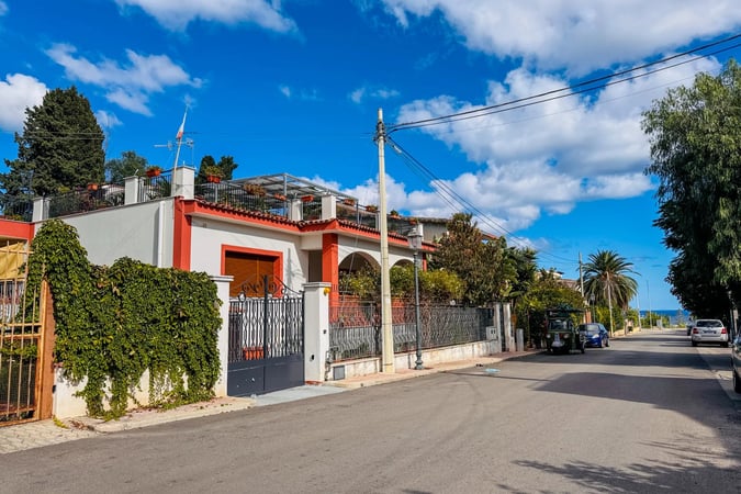 House in Santa Flavia - view 1