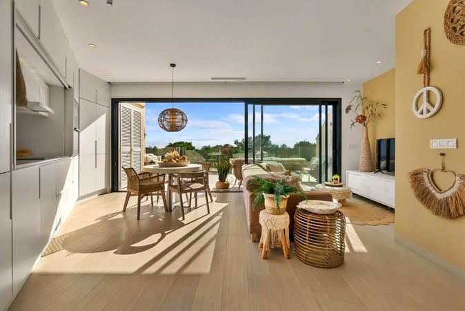 Apartment in San Miguel de Salinas - view 1