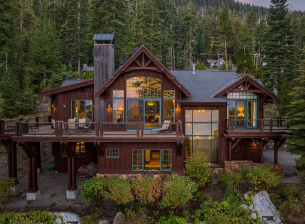 House in Idlewild - view 1