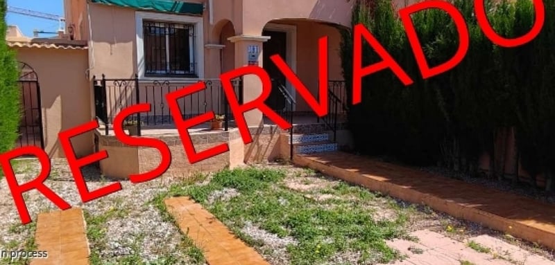 Apartment in Los Montesinos - view 1